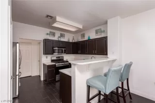 Photo #5: 2521616 Listing 