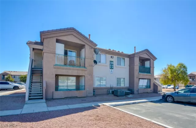 MLS: 2521639 Condo For Sale