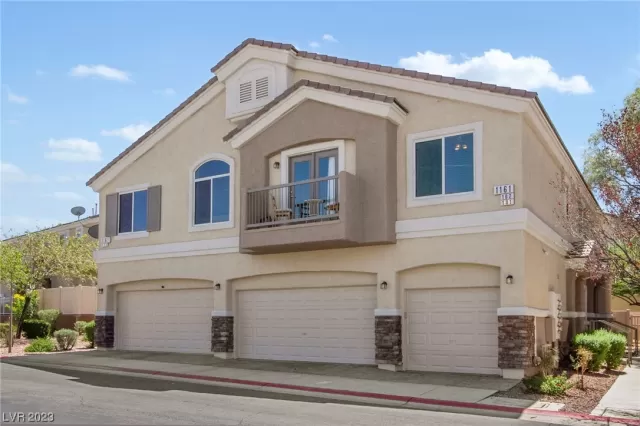 MLS: 2521658 Condo For Sale