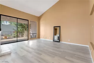 Photo #5: 2521710 Listing 