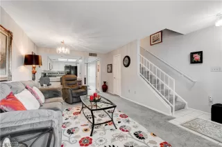 Photo #6: 2521732 Listing