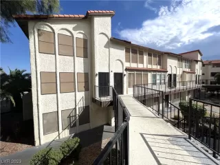 Photo #1: 2521745 Listing 