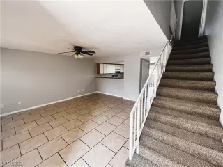 Photo #2: 2521745 Listing 