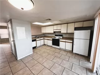 Photo #6: 2521745 Listing 