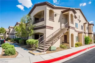 Photo #2: 2521759 Listing 