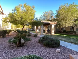 Photo #2: 2521766 Listing 