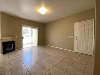 Photo #4: 2521766 Listing 