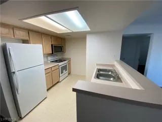 Photo #3: 2521776 Listing 