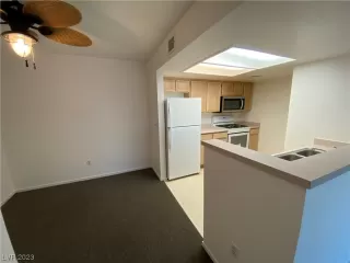 Photo #4: 2521776 Listing 