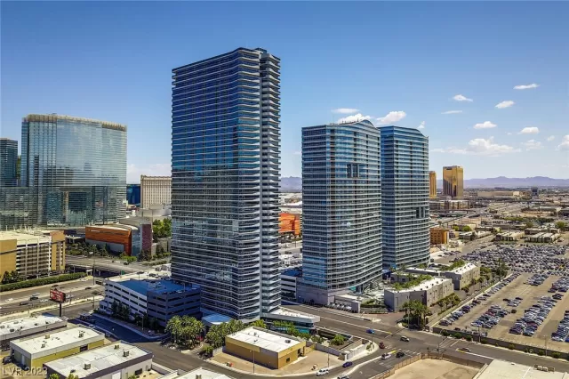 MLS: 2521790 Condo For Sale