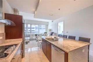 Photo #4: 2521790 Listing 