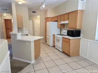 Photo #6: 2521794 Listing 