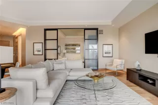 Photo #2: 2521820 Listing 