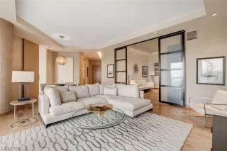 Photo #6: 2521820 Listing 