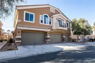 Photo #2: 2521833 Listing