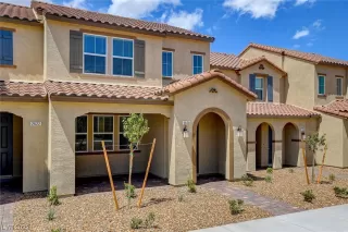 Photo #1: 2521838 Listing 