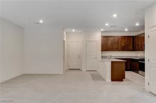 Photo #6: 2521838 Listing 