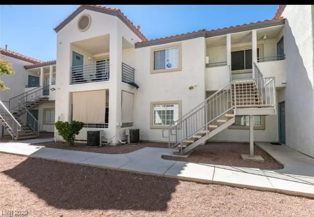 MLS: 2521857 Condo For Sale