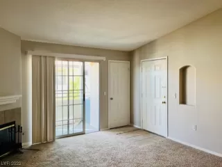 Photo #2: 2521857 Listing 