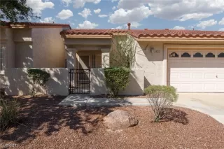 Photo #1: 2521870 Listing 