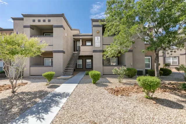 MLS: 2521920 Condo For Sale