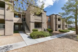 Photo #1: 2521920 Listing 