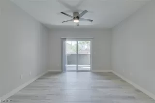 Photo #6: 2521920 Listing 