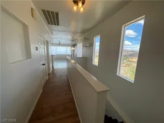 Photo #2: 2521927 Listing 