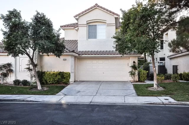 MLS: 2521952 Condo For Sale