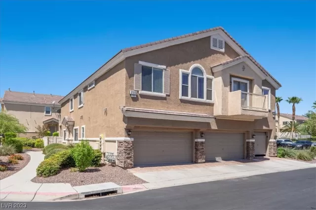 MLS: 2521958 Condo For Sale