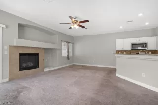 Photo #4: 2521958 Listing