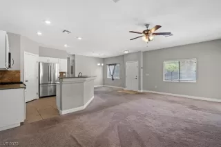 Photo #6: 2521958 Listing