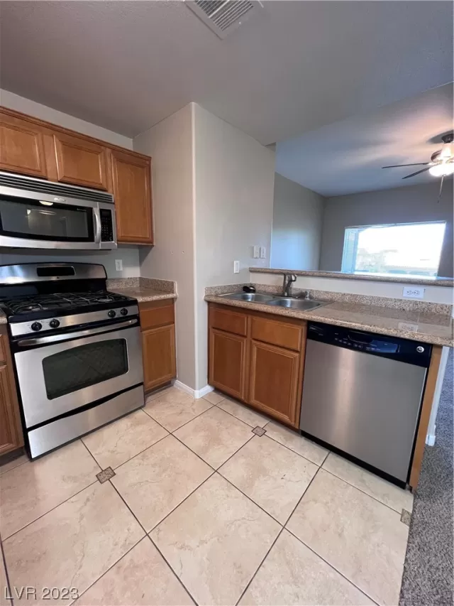 MLS: 2522066 Condo For Sale