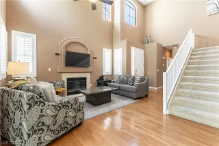 Photo #1: 2522084 Listing