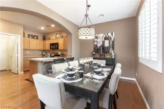 Photo #4: 2522084 Listing