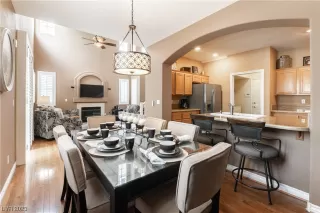 Photo #5: 2522084 Listing