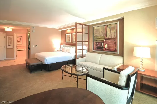 MLS: 2522097 Condo For Sale