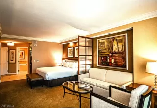 Photo #5: 2522097 Listing