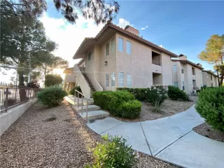 Photo #1: 2522100 Listing