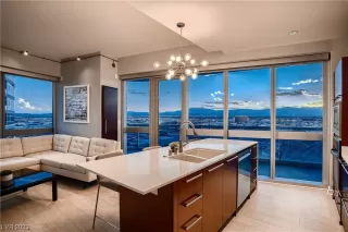 Photo #4: 2522144 Listing