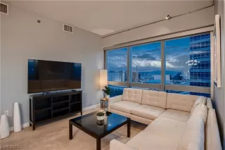 Photo #5: 2522144 Listing