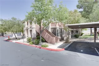 Photo #1: 2522156 Listing 