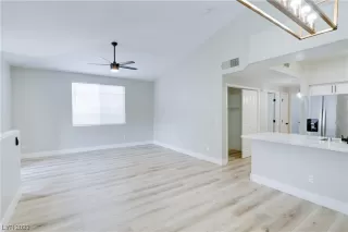 Photo #6: 2522156 Listing 