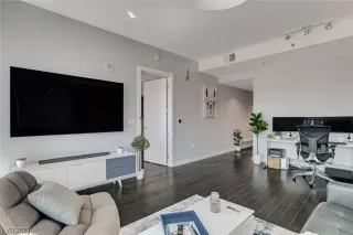 Photo #2: 2522165 Listing 