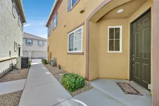Photo #1: 2522169 Listing 