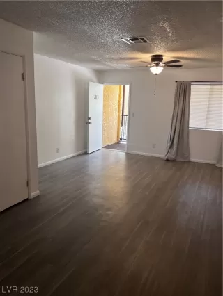 Photo #2: 2522189 Listing 