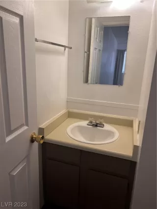 Photo #4: 2522189 Listing 