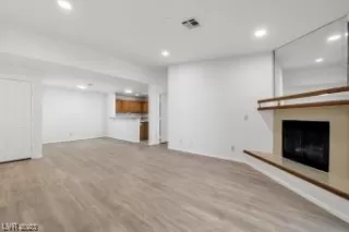 Photo #6: 2522232 Listing 