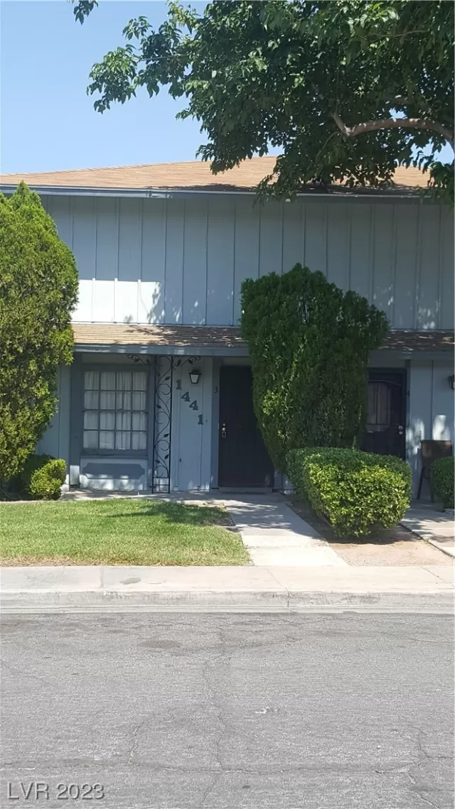 MLS: 2522237 Condo For Sale