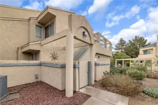 Photo #2: 2522254 Listing